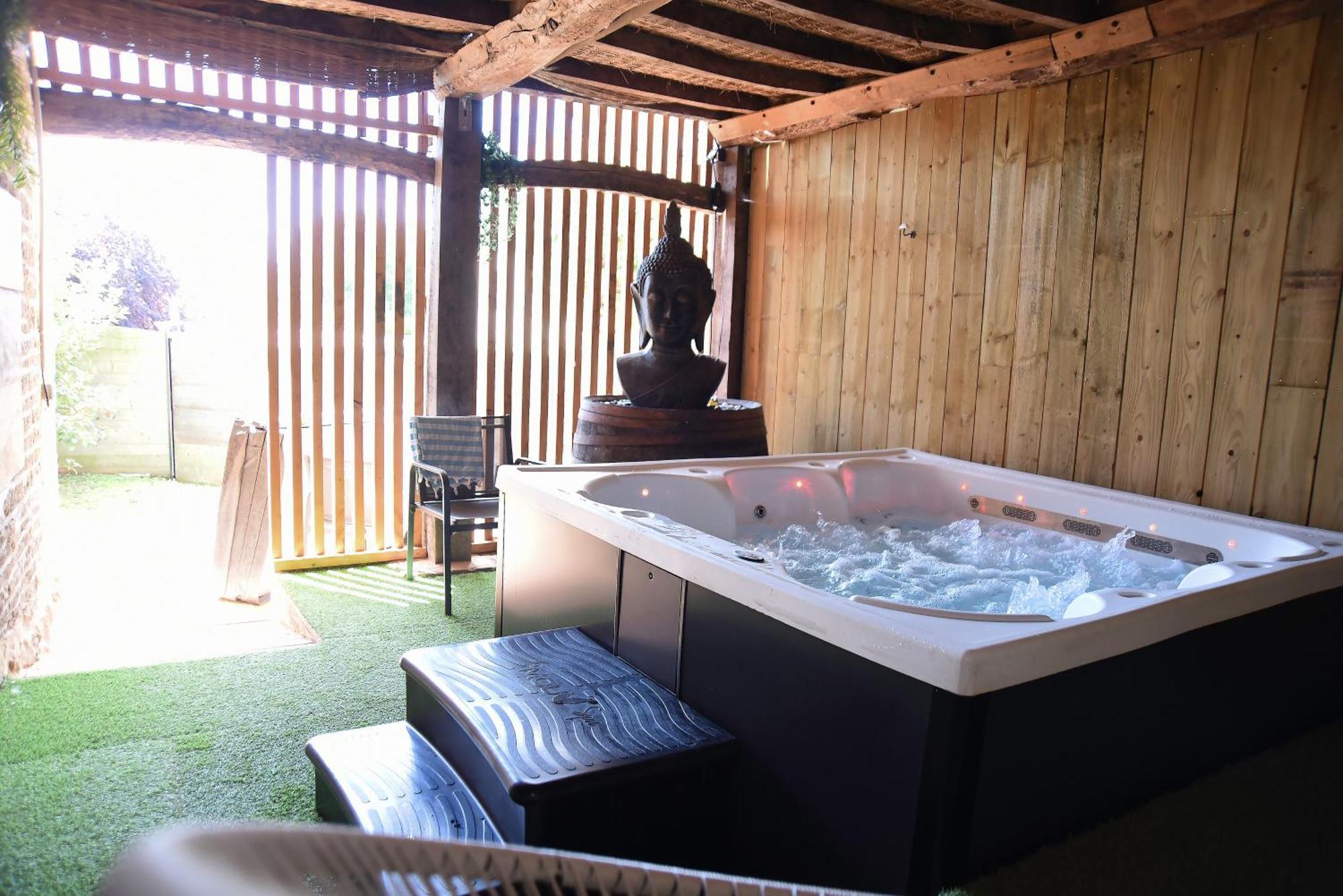 Versainville Gite & Spa La Perle Verte酒店 外观 照片